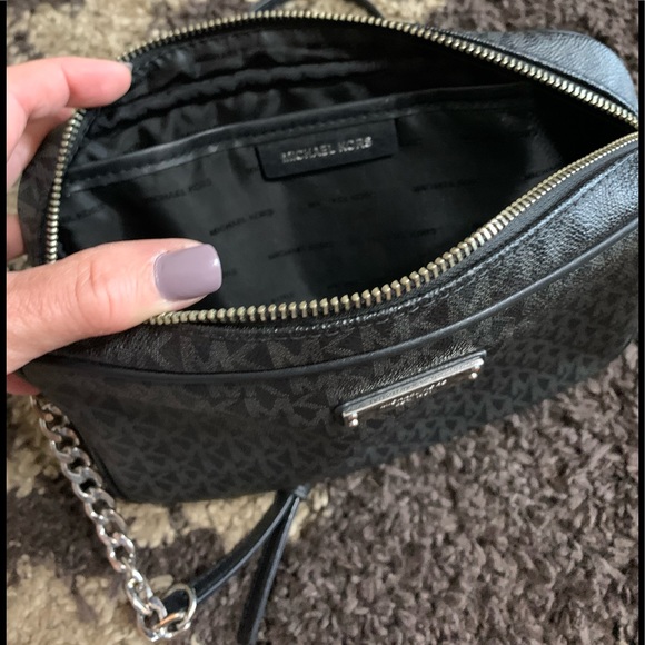 🎉HP🎉Michael Kors Jet Set Purse🎉 - Picture 7 of 8